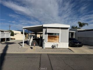 1895 W Devonshire 124, Hemet, CA 92545