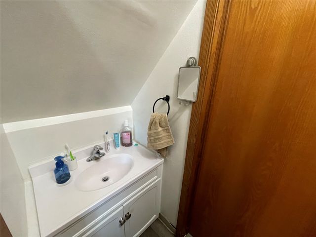 204 S 5th Street, Marshalltown, IA 50158