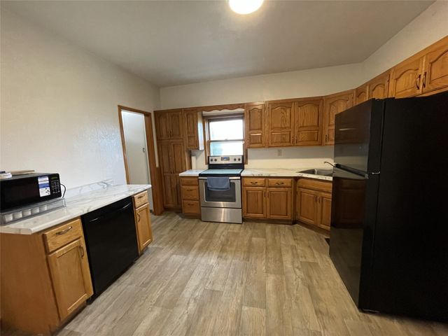 204 S 5th Street, Marshalltown, IA 50158