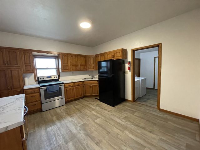 204 S 5th Street, Marshalltown, IA 50158