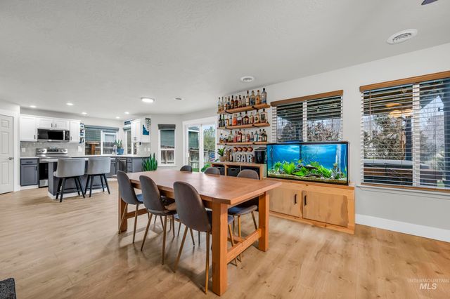 3614 S Creekwood Way, Boise, ID 83709