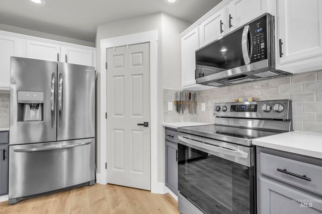 3614 S Creekwood Way, Boise, ID 83709