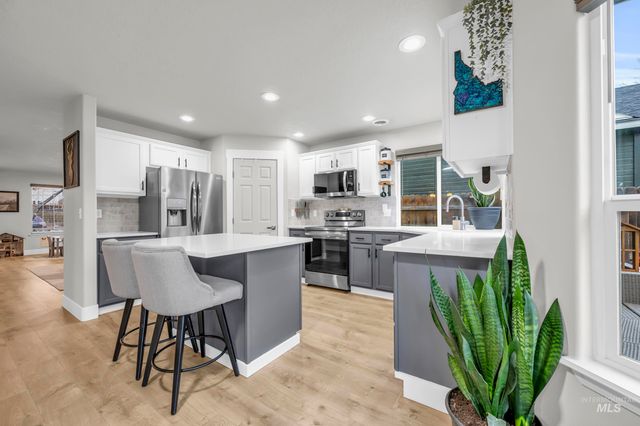 3614 S Creekwood Way, Boise, ID 83709