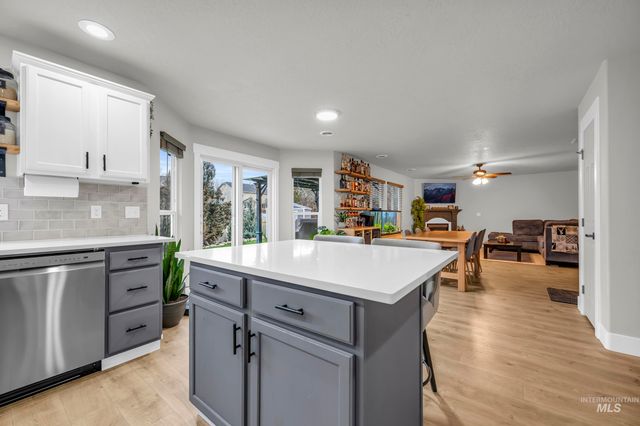 3614 S Creekwood Way, Boise, ID 83709