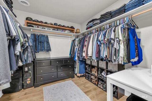 3614 S Creekwood Way, Boise, ID 83709