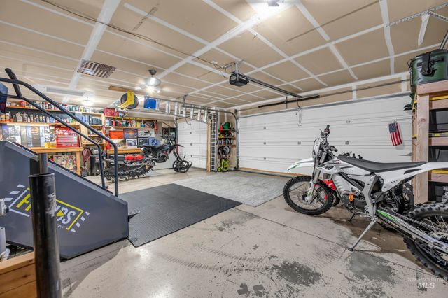 3614 S Creekwood Way, Boise, ID 83709