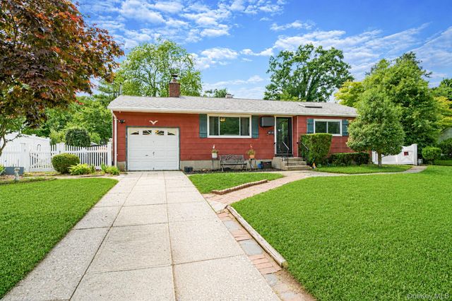 180 Whitetail Lane, Central Islip, NY 11722