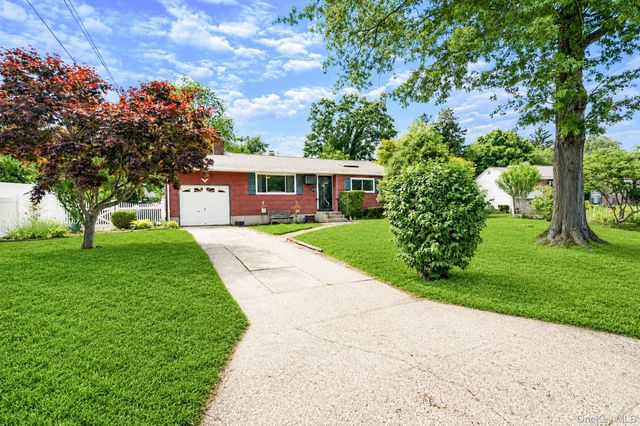 180 Whitetail Lane, Central Islip, NY 11722