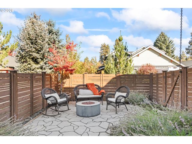 2632 Nw ORDWAY Ave, Bend, OR 97703