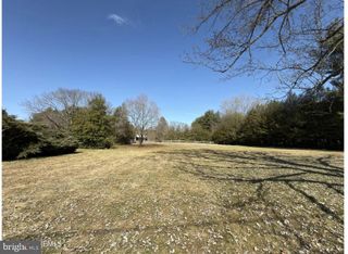 327 SHARON RD, Robbinsville, NJ 08691