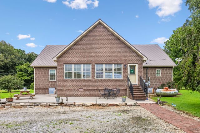 4012 Payne Cove Rd, Pelham, TN 37366