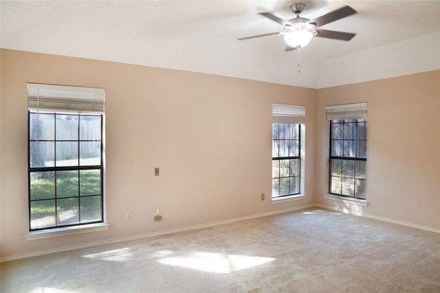 5202 Bradley Lane, Arlington, TX 76017