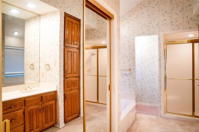 5202 Bradley Lane, Arlington, TX 76017