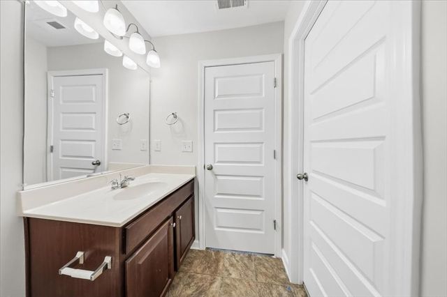 12191 Centerra Drive, Hampton, GA 30228