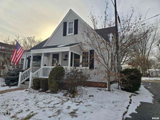 310 N AVENUE B, Canton, IL 61520