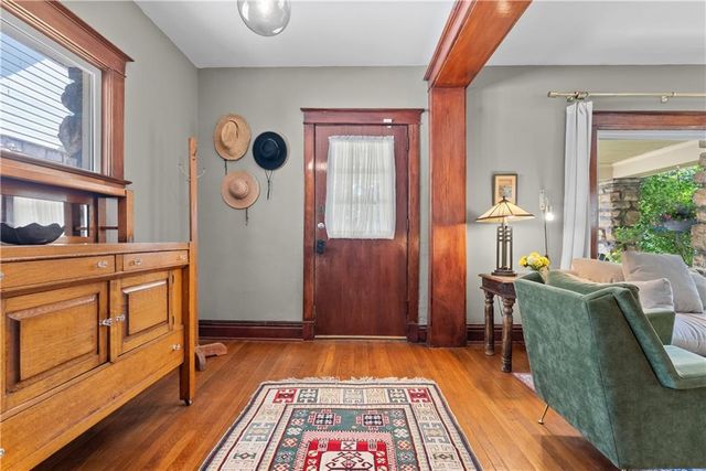 4136 CHARLOTTE Street, Kansas City, MO 64110
