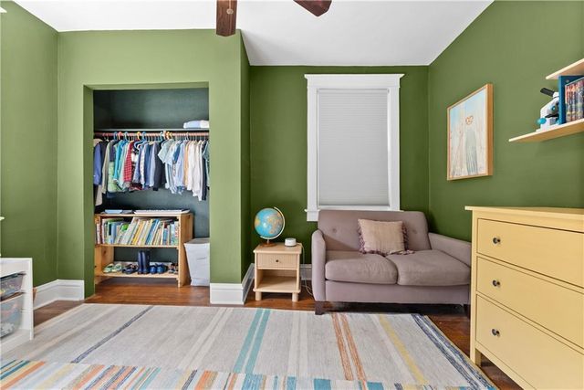 4136 CHARLOTTE Street, Kansas City, MO 64110