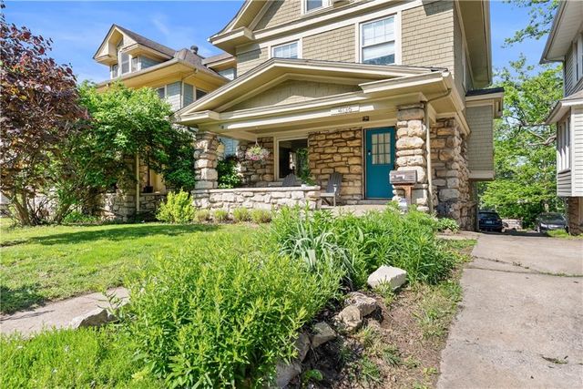 4136 CHARLOTTE Street, Kansas City, MO 64110