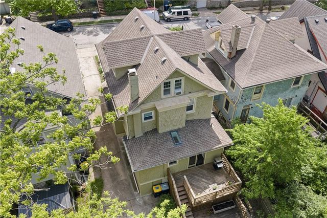 4136 CHARLOTTE Street, Kansas City, MO 64110