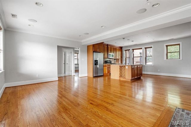 319 N Taylor Avenue C, St Louis, MO 63108