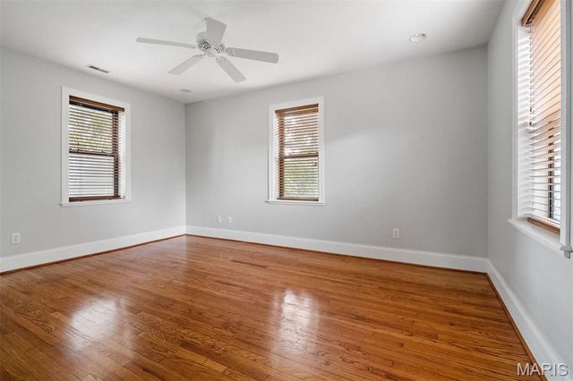 319 N Taylor Avenue C, St Louis, MO 63108