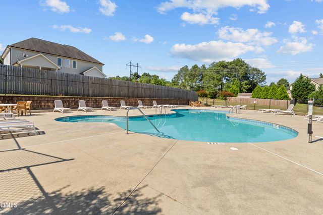 189 Kentucky Derby Lane, Lillington, NC 27546