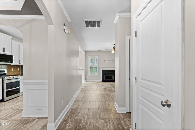 189 Kentucky Derby Lane, Lillington, NC 27546