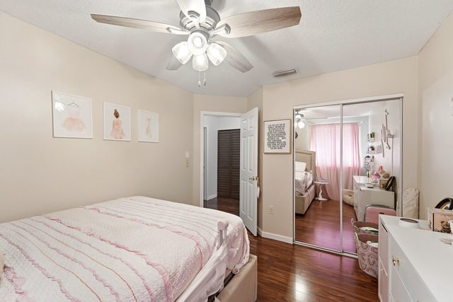 3275 NW 122nd Avenue, Sunrise, FL 33323