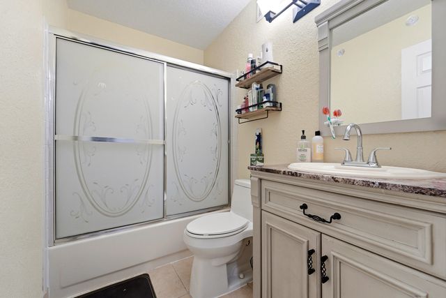 3275 NW 122nd Avenue, Sunrise, FL 33323