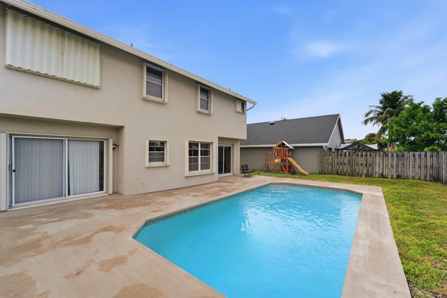 3275 NW 122nd Avenue, Sunrise, FL 33323