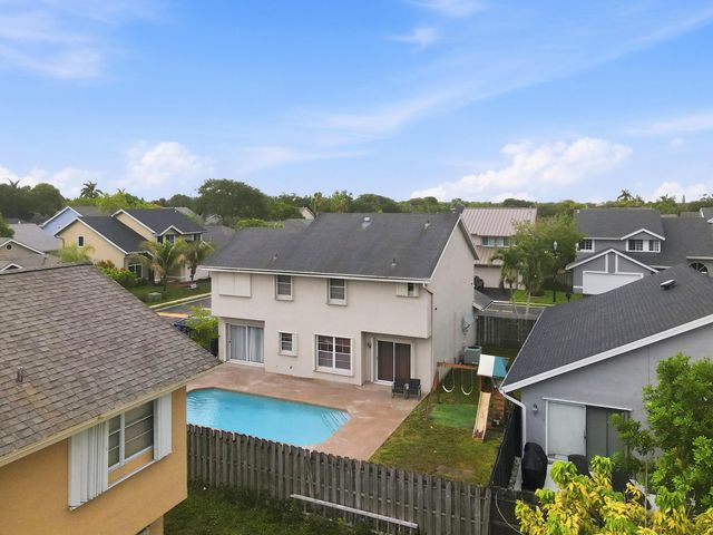 3275 NW 122nd Avenue, Sunrise, FL 33323