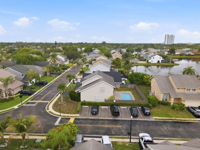 3275 NW 122nd Avenue, Sunrise, FL 33323