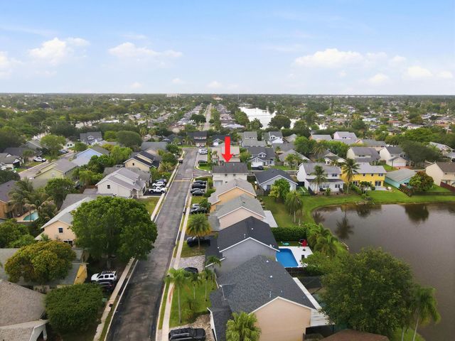 3275 NW 122nd Avenue, Sunrise, FL 33323