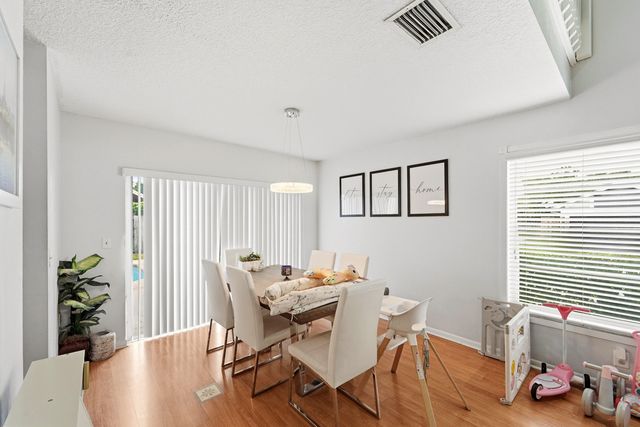 3275 NW 122nd Avenue, Sunrise, FL 33323
