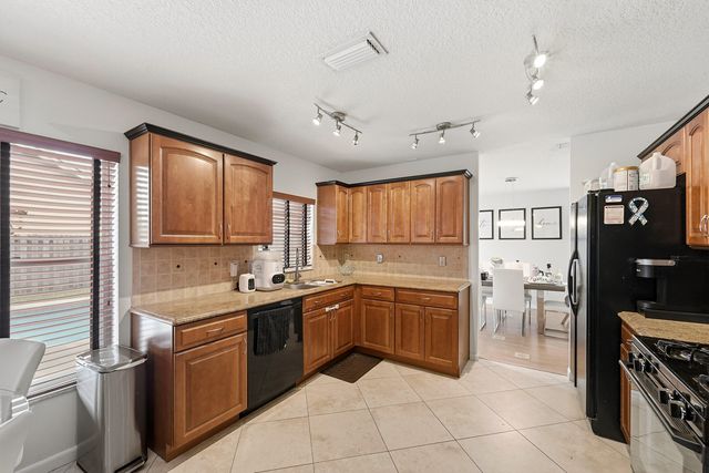 3275 NW 122nd Avenue, Sunrise, FL 33323