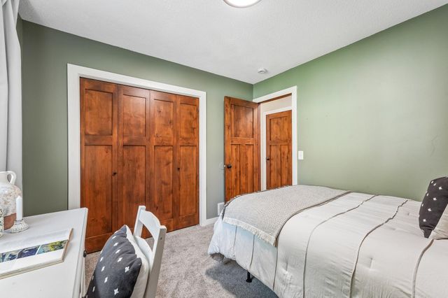 4950 150th Lane NW, Anoka, MN 55303