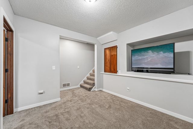 4950 150th Lane NW, Anoka, MN 55303