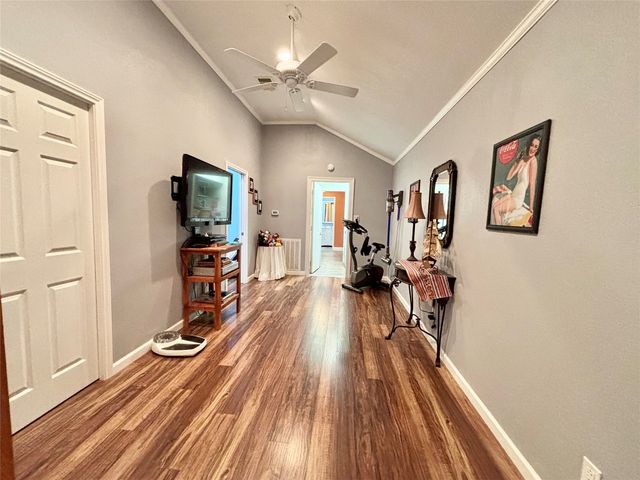 225 California Drive, Glenn Heights, TX 75154