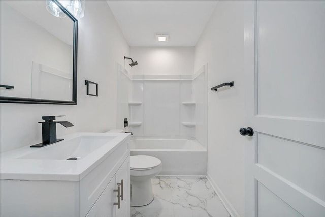 323 Whittaker AVE NE, Roanoke, VA 24012