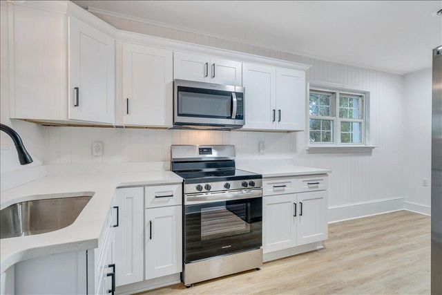 323 Whittaker AVE NE, Roanoke, VA 24012