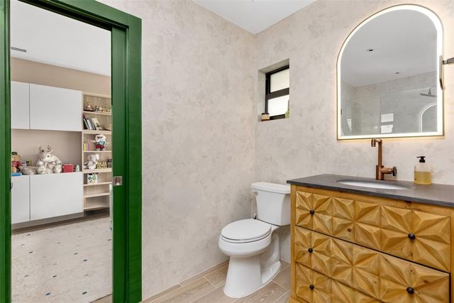 609 First Key Drive, Fort Lauderdale, FL 33304