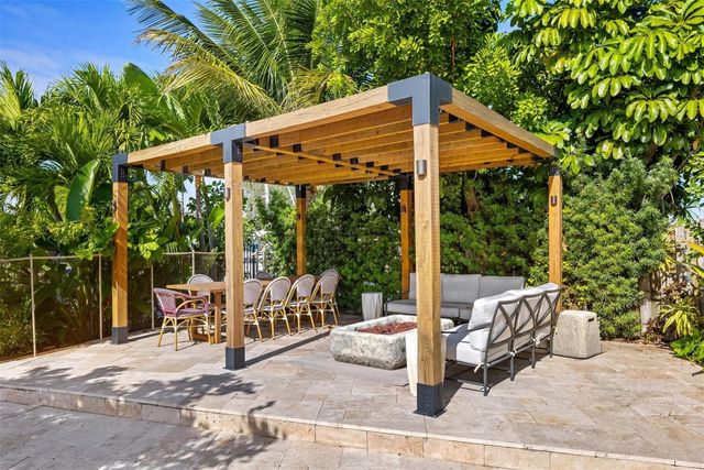 609 First Key Drive, Fort Lauderdale, FL 33304