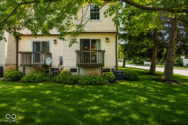 2460 S Burberry Lane, Bloomington, IN 47401