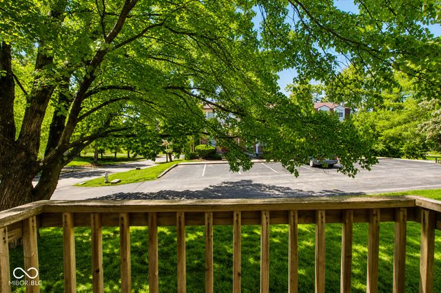 2460 S Burberry Lane, Bloomington, IN 47401