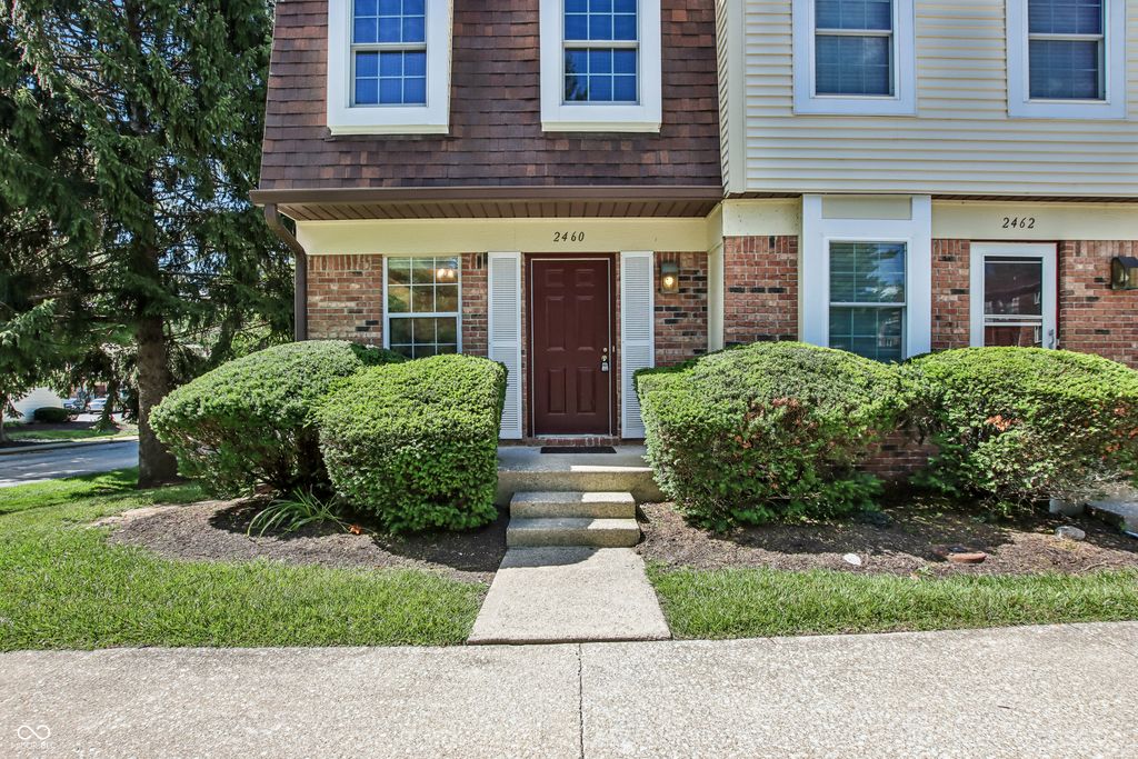 2460 S Burberry Lane, Bloomington, IN 47401