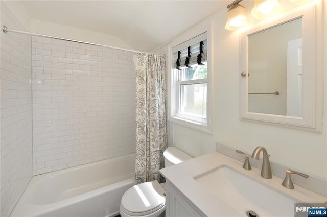 26 Bennett Road, Teaneck, NJ 07666