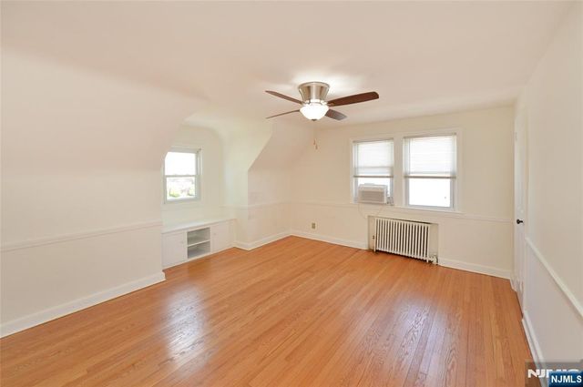 26 Bennett Road, Teaneck, NJ 07666