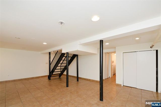 26 Bennett Road, Teaneck, NJ 07666