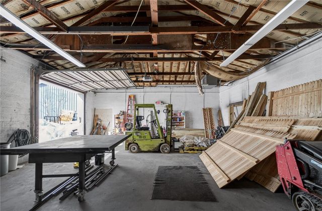 121 Calder Street, Cranston, RI 02920