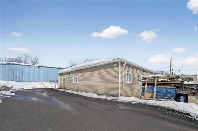 121 Calder Street, Cranston, RI 02920